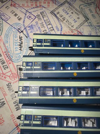 Lote 8 coches Talgo Pendular RENFE Escala N