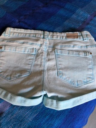 Pantalón corto vaquero chica