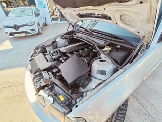 BMW 325ti E46
