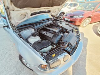 BMW 325ti E46