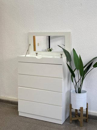 Comoda nueva de 4 cajones + espejo BARATA