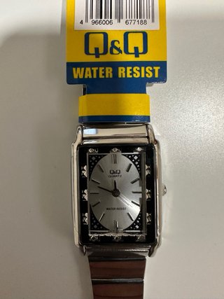 Reloj Q&Q by Citizen nuevo con etiqueta