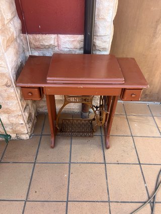 Máquina de Coser Singer Antigua