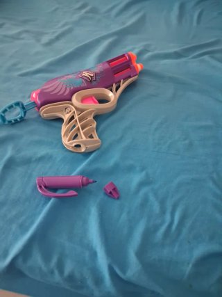 Pistola Nerf Morada y Rosa