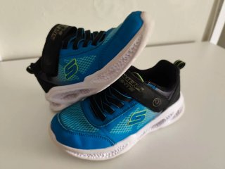 Zapatos Skechers Niños Luces LED Azul, talla 29
