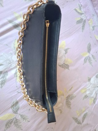 Borsa Talco Nera con Catena Oro
