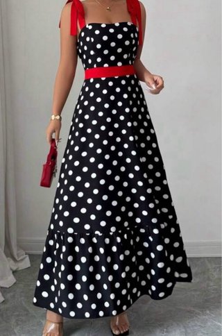 Vestido de lunares negro y rojo