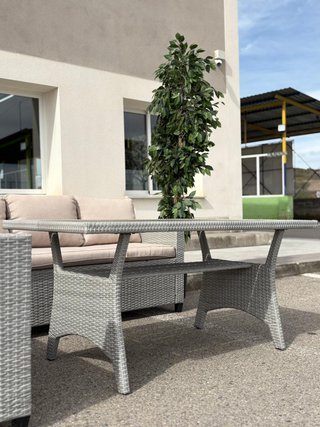 Conjunto nuevo de jardin sofa + mesa