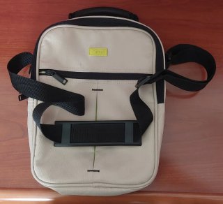 Bandolera Trust Vertico 10 para Netbook