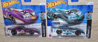 Hot Wheels 76 Greenwood Corvette Morado y Gris