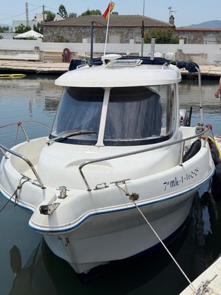 Embarcacion quicksilver 5,80 apta para titulin par