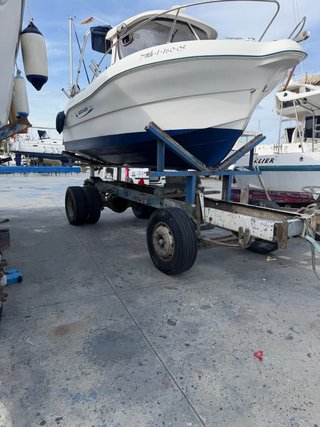 Embarcacion quicksilver 5,80 apta para titulin par