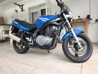 Motocicleta Suzuki GS 500