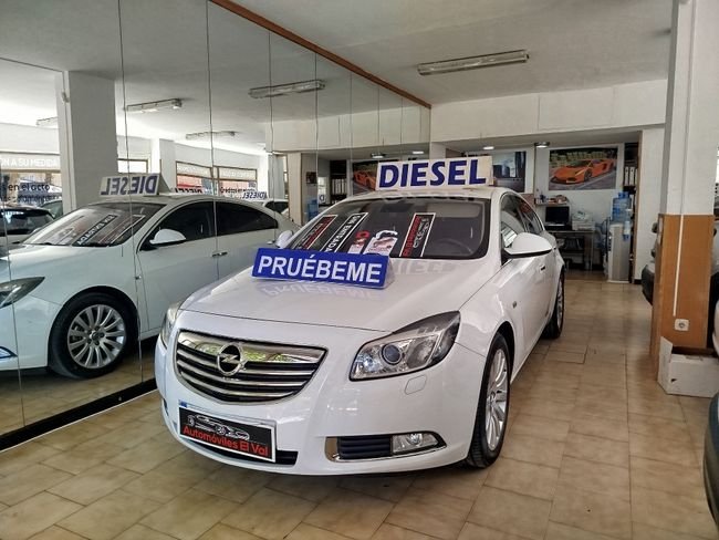 Opel Insignia 2011, foto 2