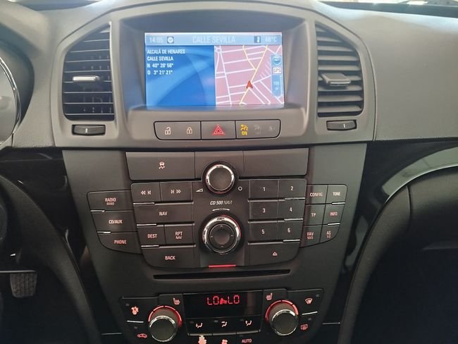 Opel Insignia 2011, foto 18