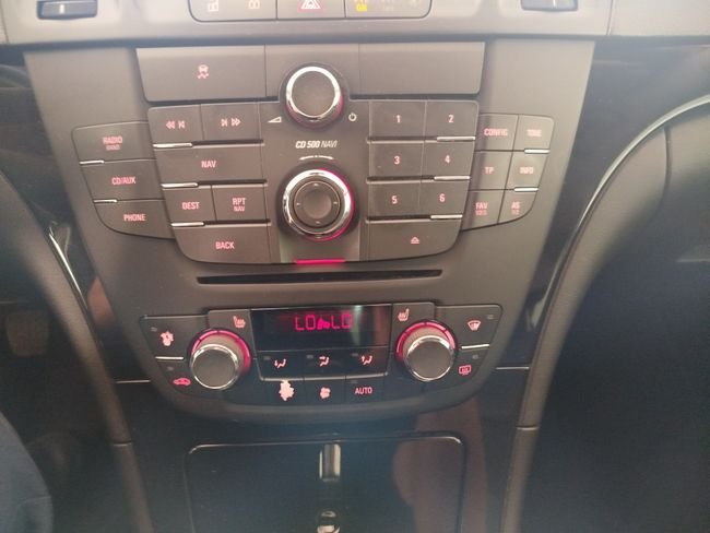 Opel Insignia 2011, foto 21