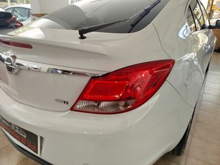 Opel Insignia  4p Cosmo 2.0 CDTI 130 CV