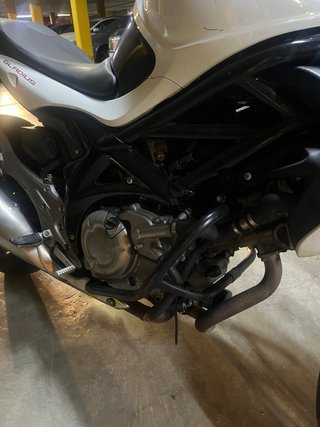 Motor Suzuki Gladius 650 (Reparar) 2014