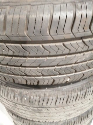 4 llantas y 4 neumáticos 215/55R17 94v