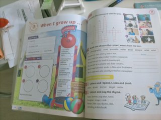 LIFE ADVENTURES BOOK 2. Libro y cuaderno.