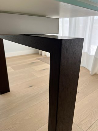 Mesa Calligaris y 8 Sillas Piel