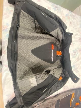 Chaqueta KTM asfalto