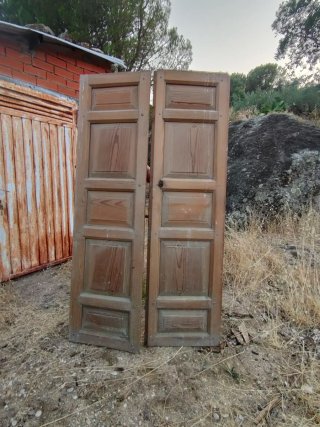 Puerta madera antigua +100 años