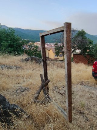 Puerta madera antigua +100 años