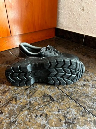 Zapatos de seguridad puntera de acero