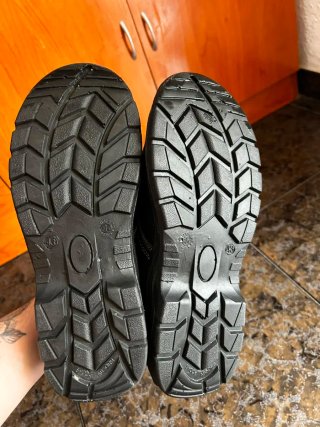 Zapatos de seguridad puntera de acero