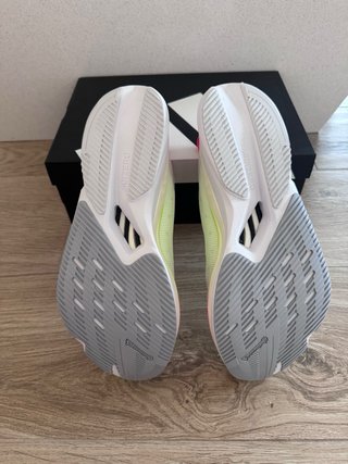 Adidas Adizero Boston 12 Talla 43.5 Nuevas