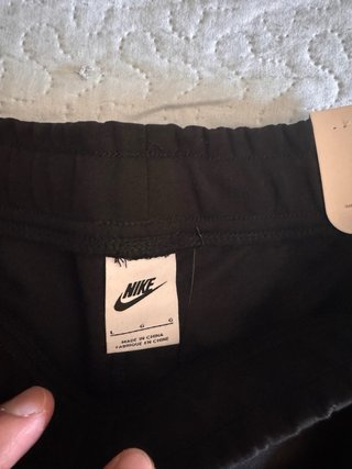 Pantalón corto negro nuevo