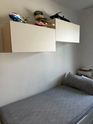 Cama nido con colchones y cajoneras