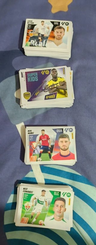 Lote cromos Liga Este 25-26