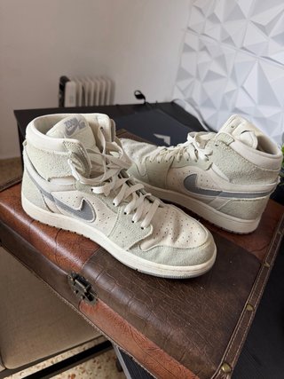Jordan 1 Beige/Gris