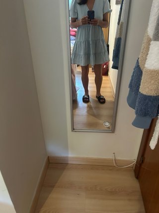 Vestido Zara azul celeste volantes