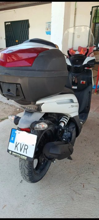 YAMAHA XENTER 125