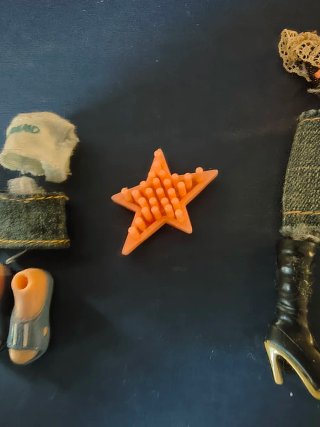 Lotto Abiti e Accessori Lil' Bratz Originali MGA
