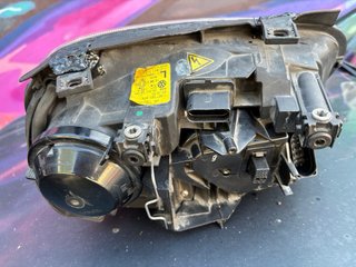 Faro lado piloto (izq) Xenon Golf 4 GTI 2003