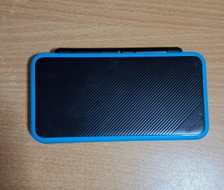 Nuovo Nintendo 2DS XL Blu con 5 giochi