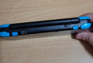 Nuovo Nintendo 2DS XL Blu con 5 giochi