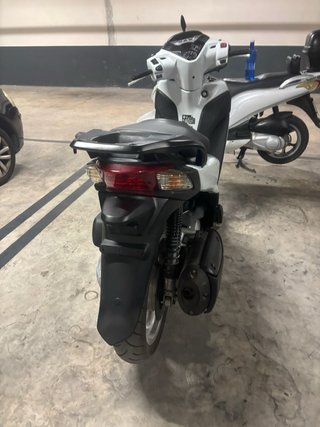 Honda SH300 Scooter