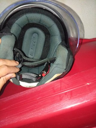 Casco de moto LS2 negro