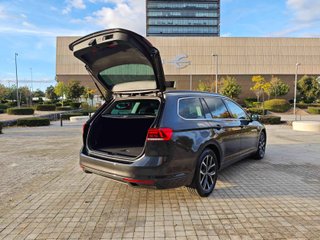 Volkswagen Passat Variant Executive 2.0 TDI 110kW DSG