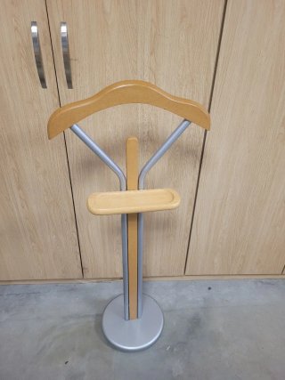 Galan de noche madera y metal