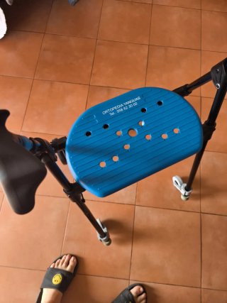 Andador para mayores sin uso