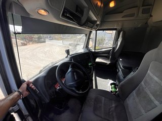Iveco Stralis Hi-Way 460