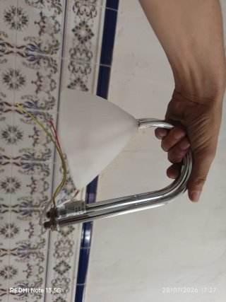 Lampada da parete bagno in metallo e cristallo