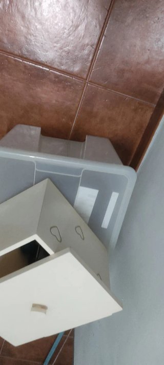 Caja  de madera con corazones