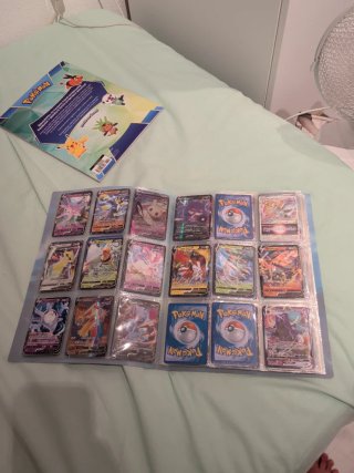 Álbum Pokémon Trading Card Game Ay más cartas